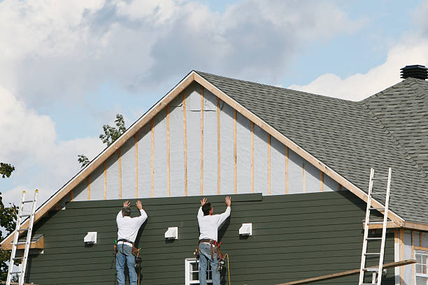 Professional Siding Replacement technician working in Bellefontaine, OH